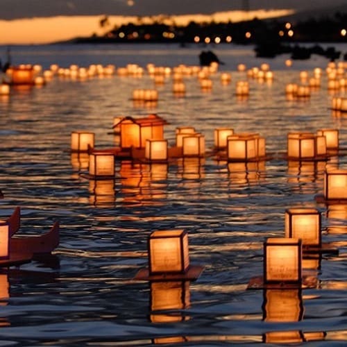 Memorial lanterns (1)