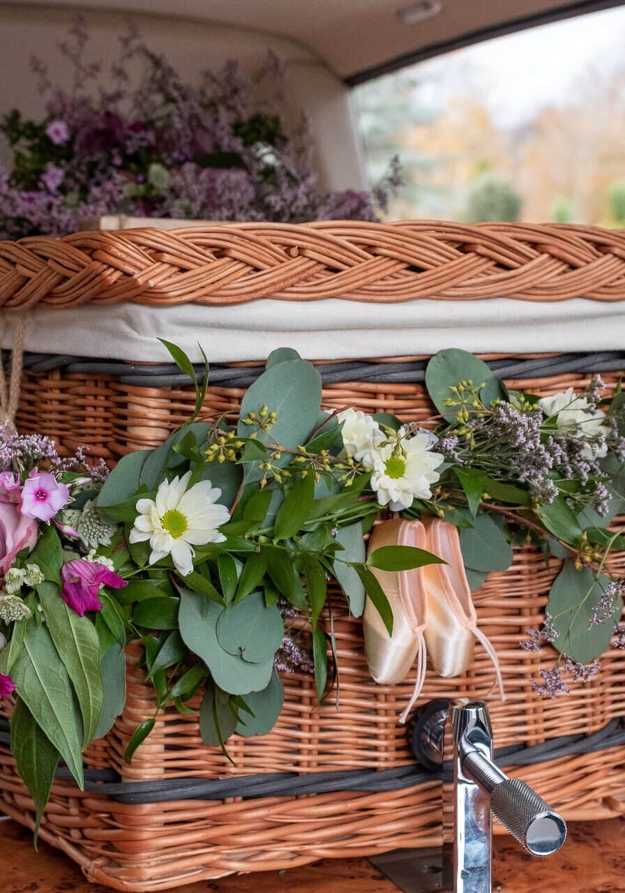 the-good-funeral-guide-dMd7YsSPDc8-unsplash